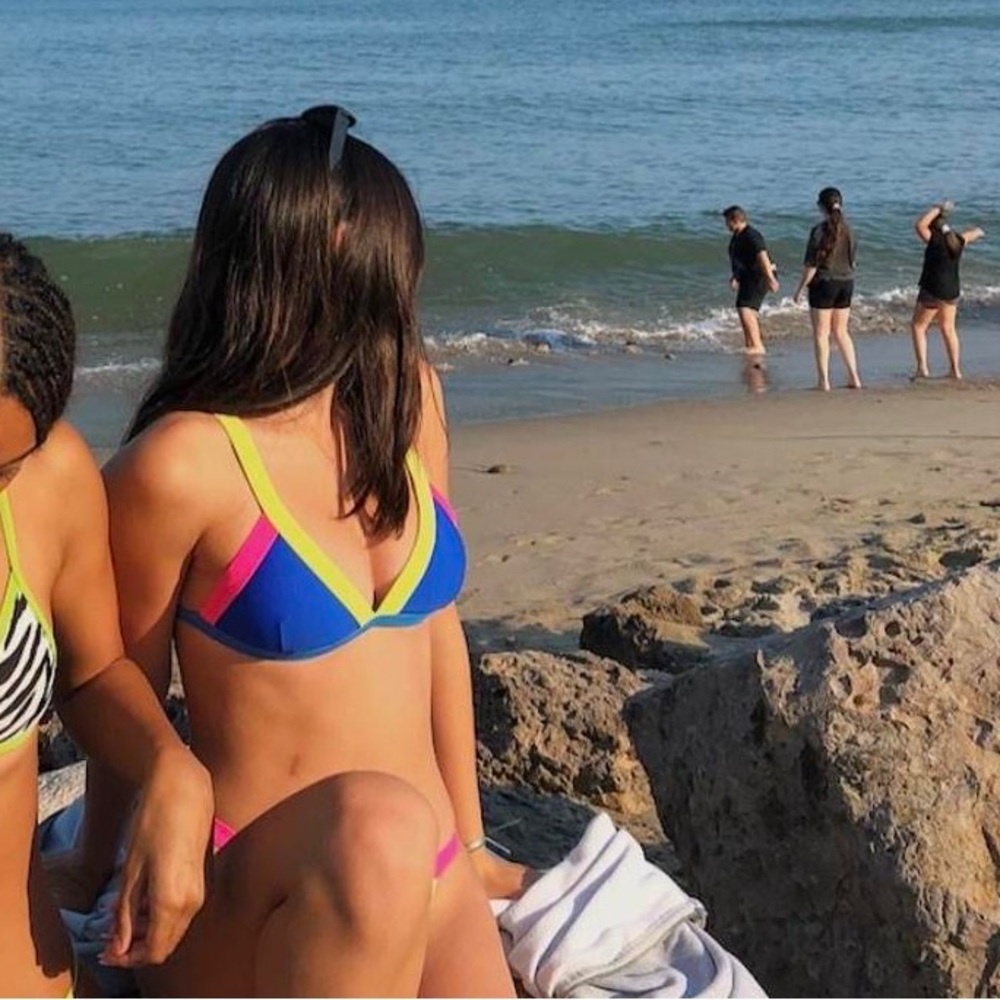 Multi color bikini 🫧